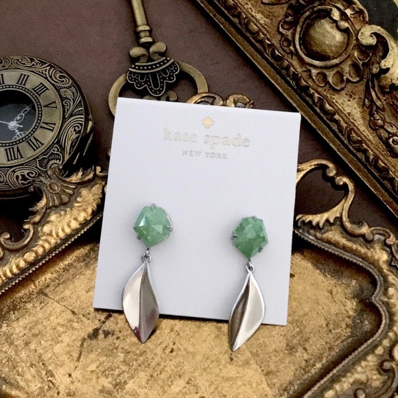 KATE SPADE • Silver Floral Facet Green Stone Drop Earrings - Picture 3 of 3